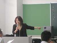 ポジティブ心理学　ポジティビティ　尾崎真奈美准教授
